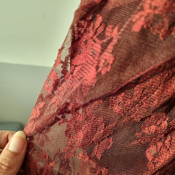 Vintage Red Lace Shirt - Picture 6 of 8